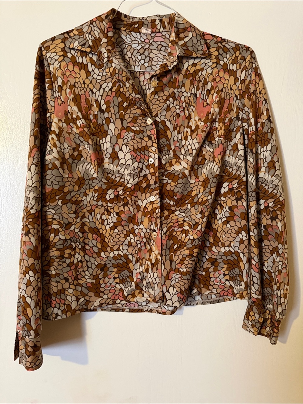 Vintage 1970’s Multi-Color Printed Button-Up Top